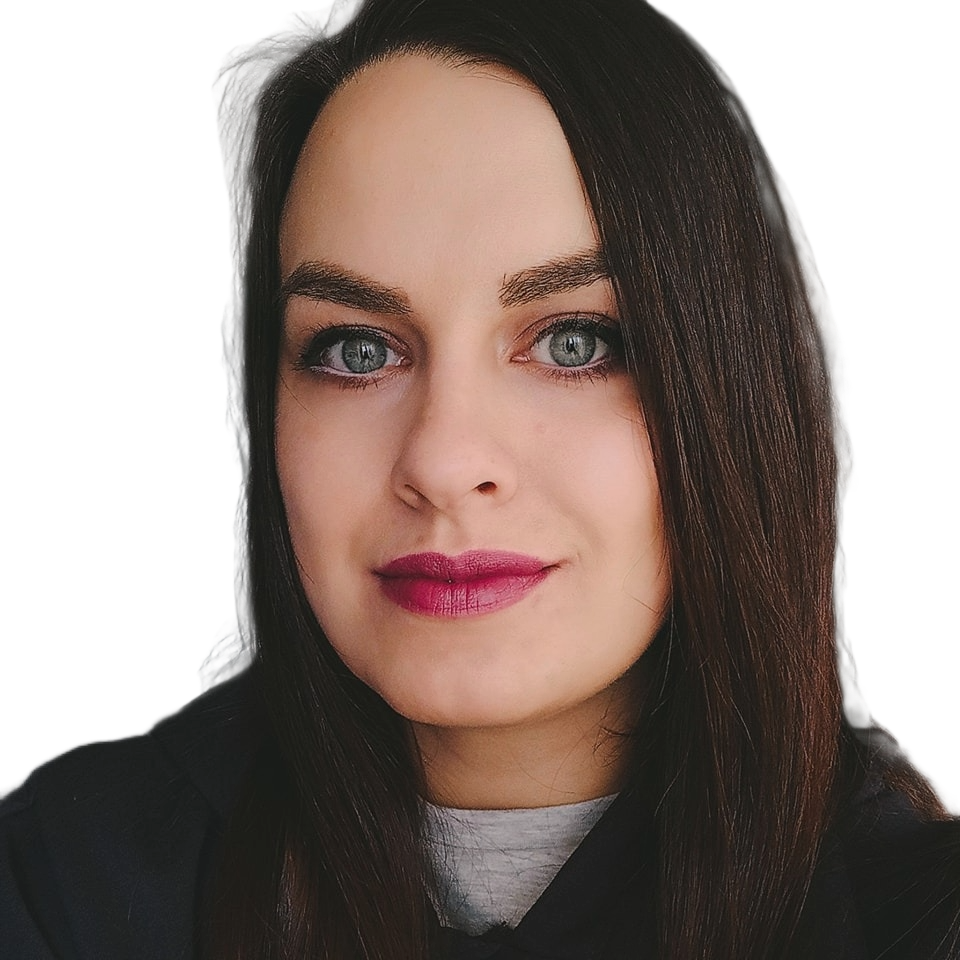 Таролог и Таро консултант с дългогодишен опит Таролог с над 15 години опит – професионални Таро консултации за любов, житейски избори и личностно израстване